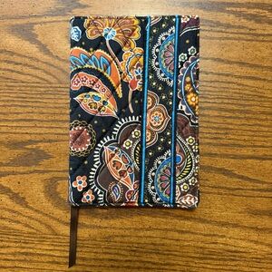 Vera Bradley Kensington Paisley Book Cover NWT Retired Pattern